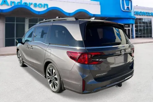 2026 Honda Odyssey Elite photo 2