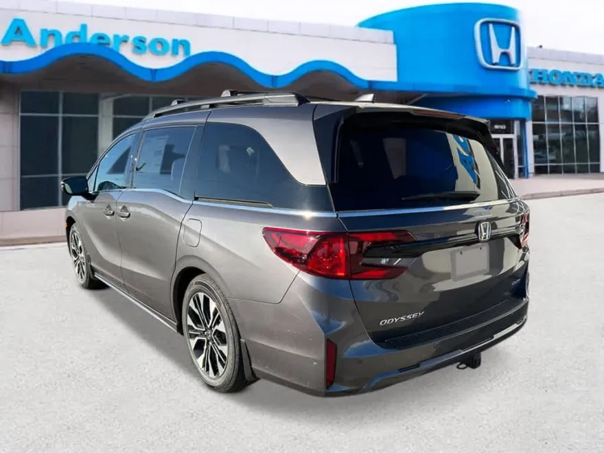 2026 Honda Odyssey Elite photo 2