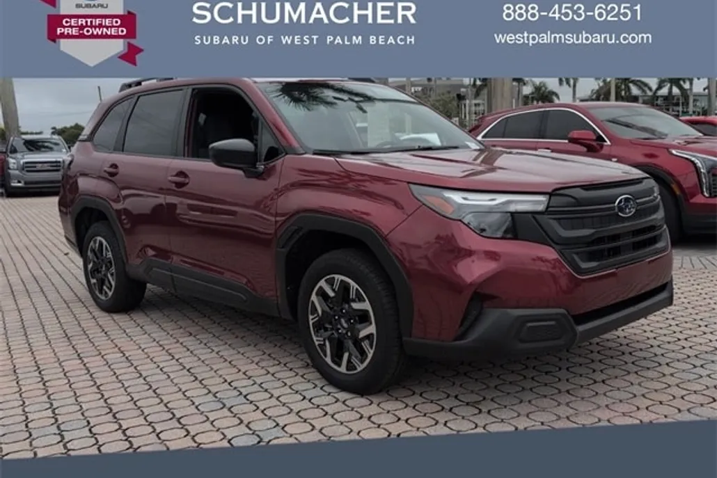 2025 Subaru Forester Base photo 1