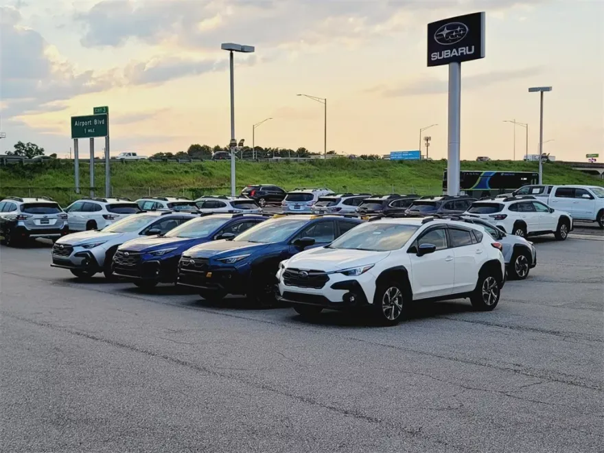 2025 Subaru Crosstrek Limited photo 1