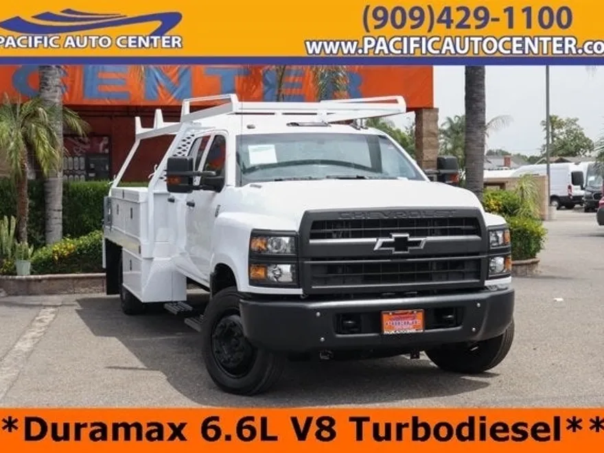 2020 Chevrolet Silverado 6500HD photo 1