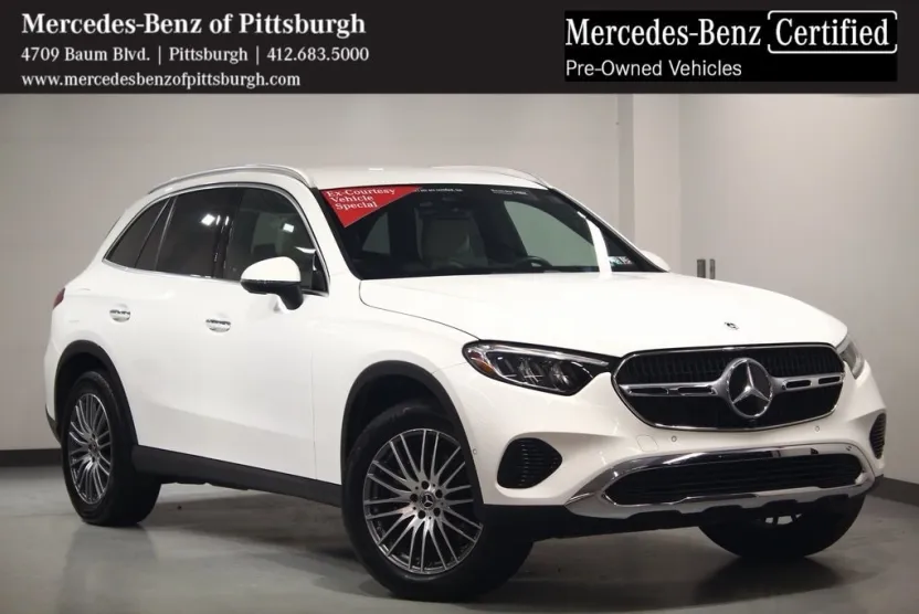2025 Mercedes Benz GLC 300 photo 1