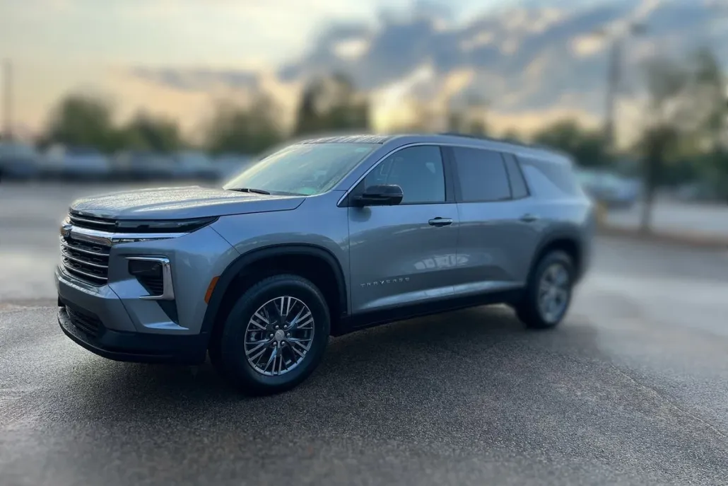 2026 Chevrolet Traverse LTZ photo 1