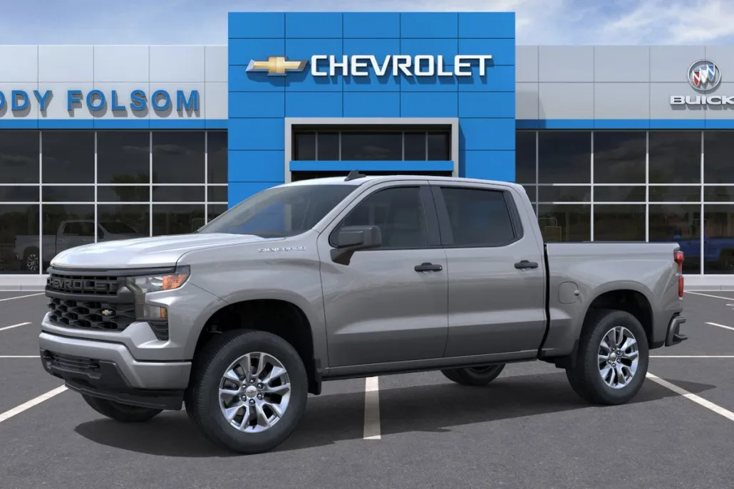 2026 Chevrolet Silverado 1500 Custom photo 1