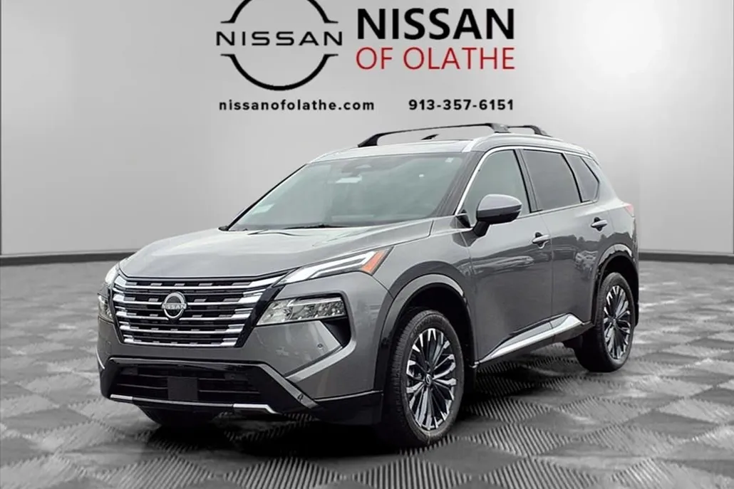 2026 Nissan Rogue Platinum photo 1