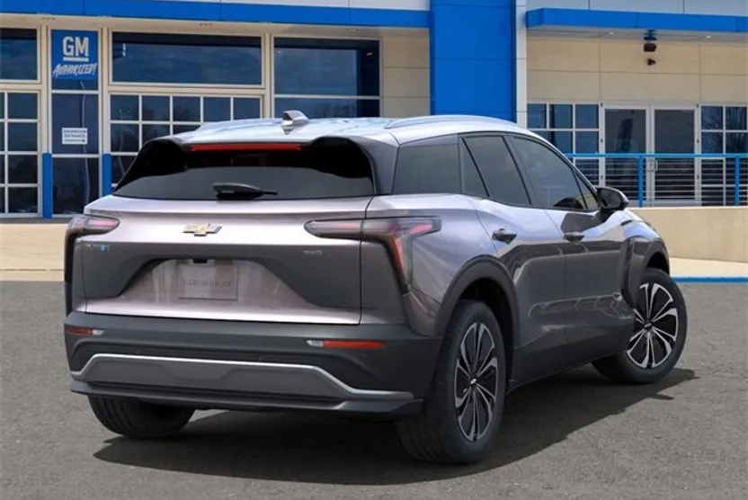 2025 Chevrolet Blazer EV photo 1
