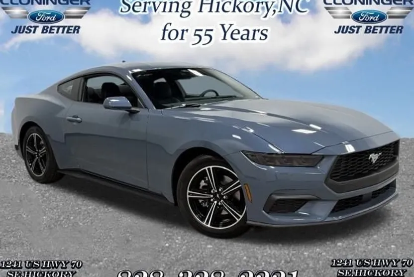 2025 Ford Mustang EcoBoost photo 1