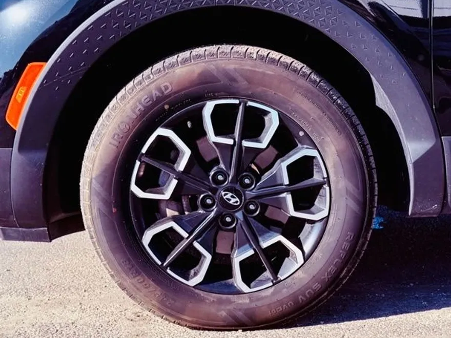 2022 Hyundai Santa Cruz SEL Premium photo 1