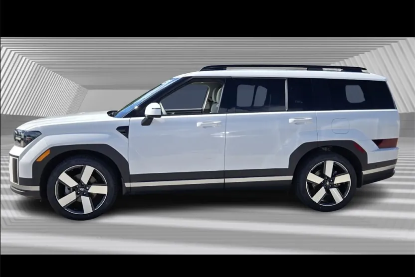 2024 Hyundai Santa Fe Limited photo 1