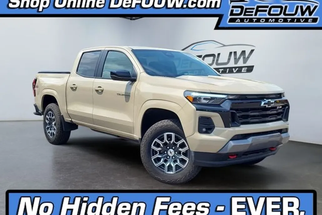 2024 Chevrolet Colorado Z71 photo 1