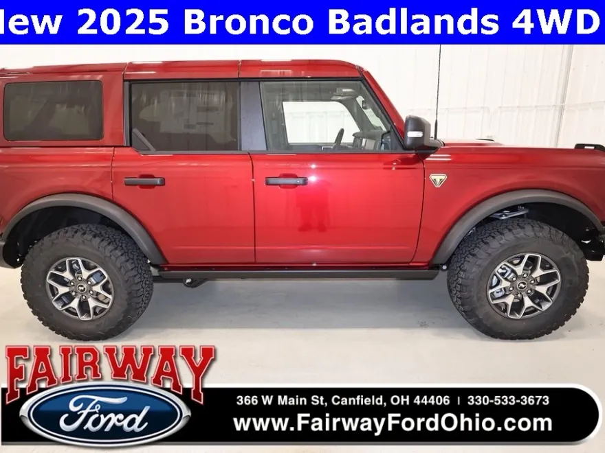 2025 Ford Bronco Badlands photo 1