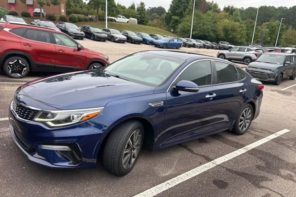 2019 Kia Optima LX S photo 1