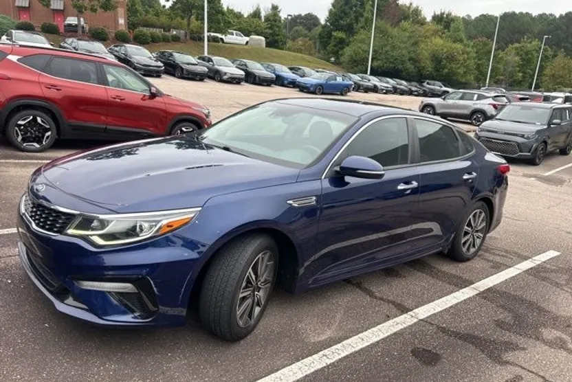 2019 Kia Optima LX S photo 1