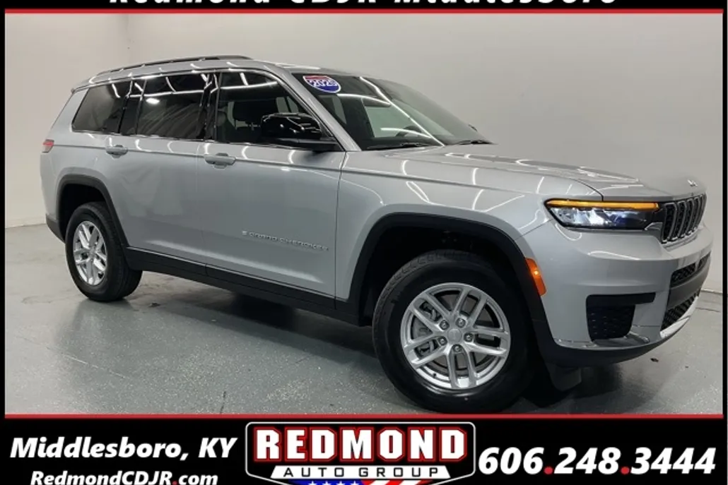 2025 Jeep Grand Cherokee Laredo photo 1
