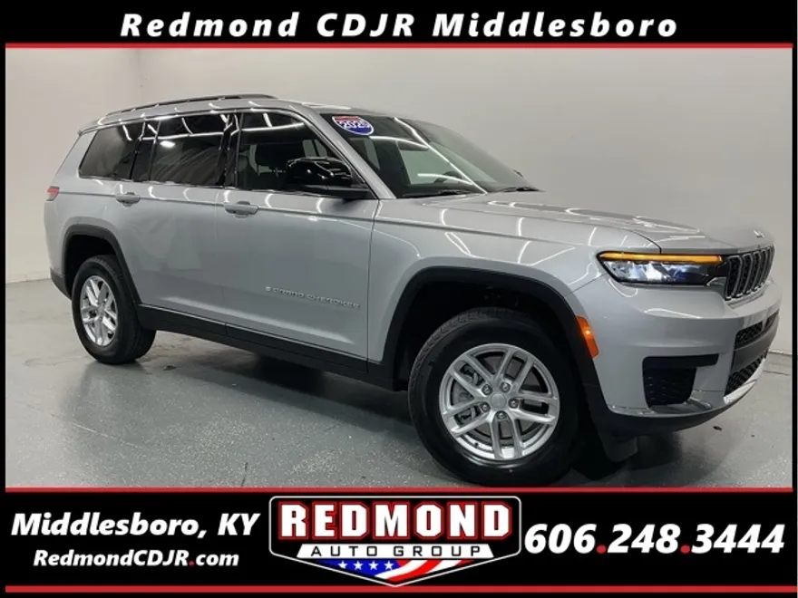2025 Jeep Grand Cherokee Laredo photo 1