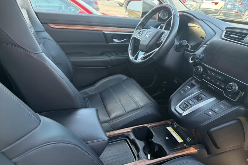 2021 Honda CR-V Hybrid Touring photo 1
