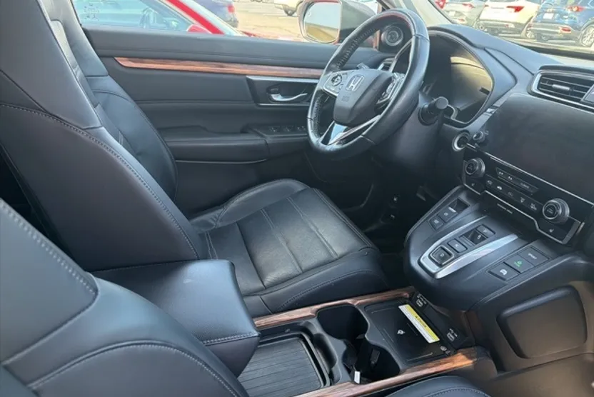 2021 Honda CR-V Hybrid Touring photo 1