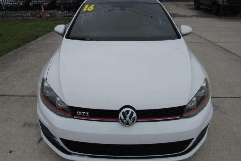 2016 Volkswagen Golf GTI Autobahn photo 1