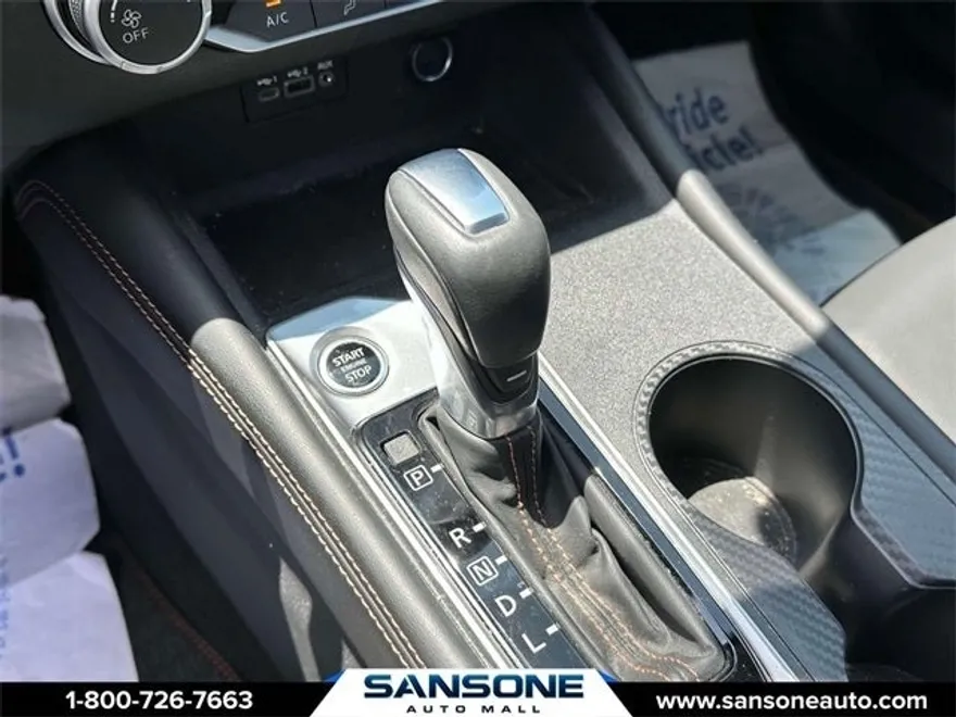 2022 Nissan Altima 2.5 SR photo 29