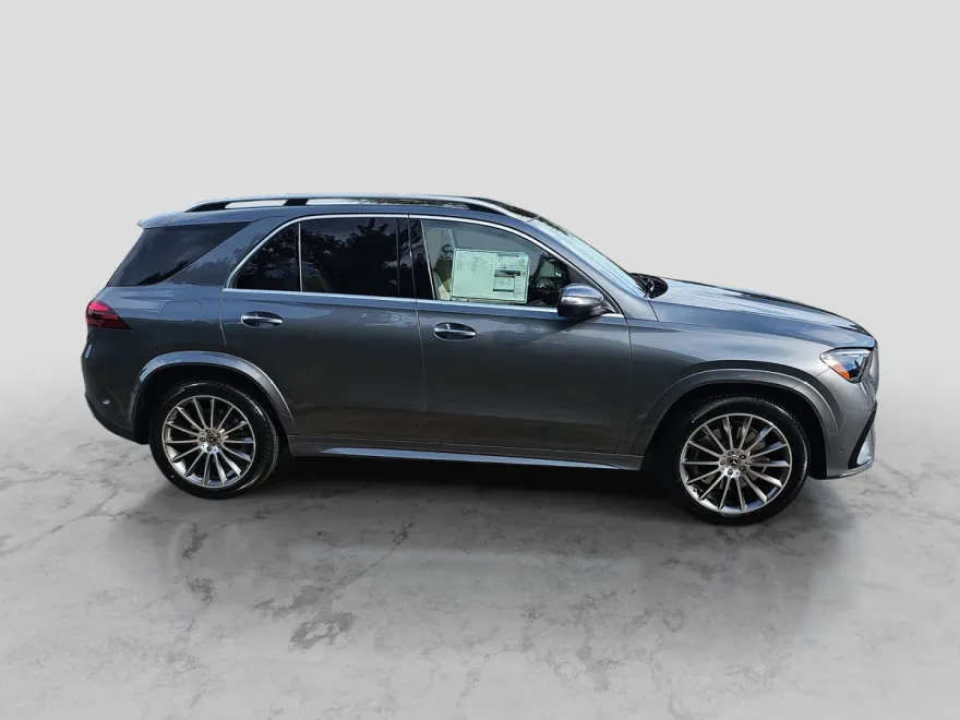 2026 Mercedes Benz GLE 450 4MATIC photo 1