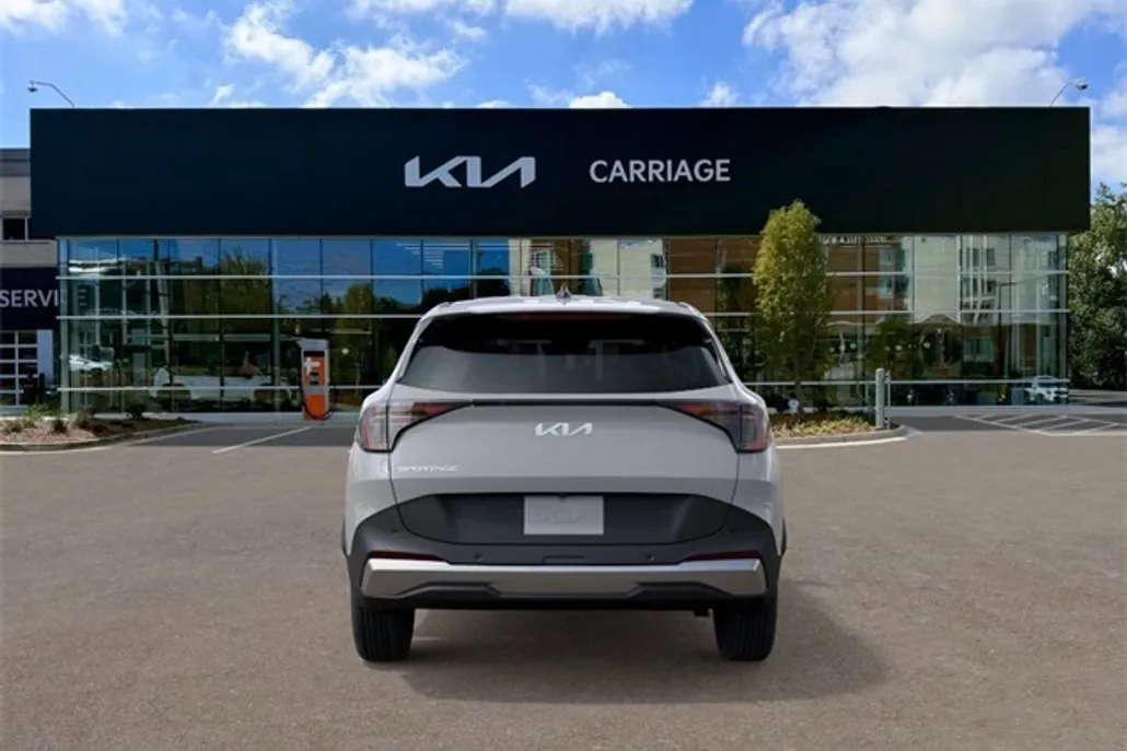 2026 Kia Sportage EX photo 1