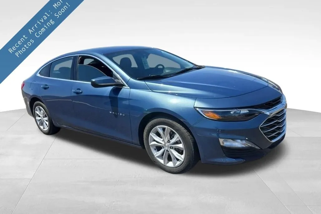 2024 Chevrolet Malibu 1LT photo 1