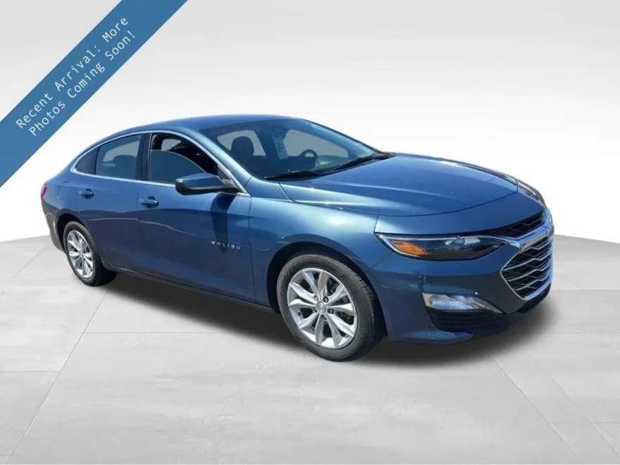 2024 Chevrolet Malibu 1LT photo 1