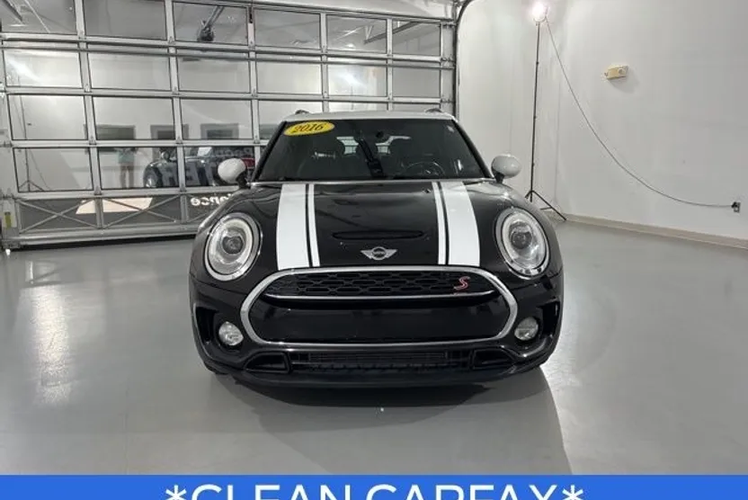 2016 Mini Cooper Base S photo 1