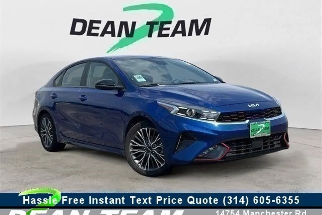 2024 Kia Forte GT-Line photo 1