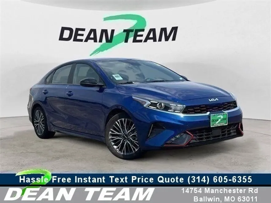2024 Kia Forte GT-Line photo 1