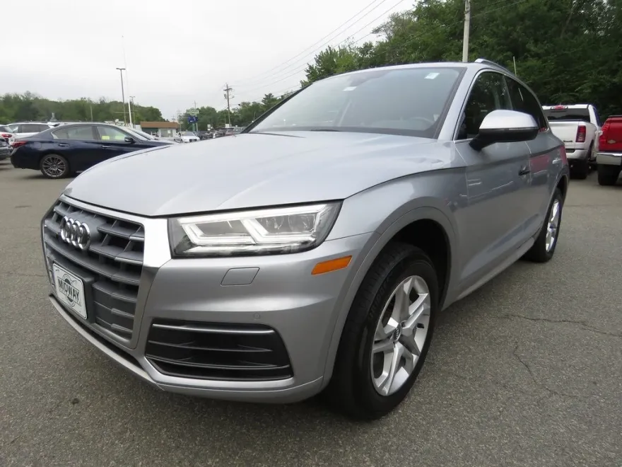 2018 Audi Q5 2.0T Premium Plus photo 1