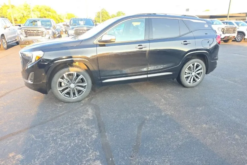 2020 Gmc Terrain Denali photo 1