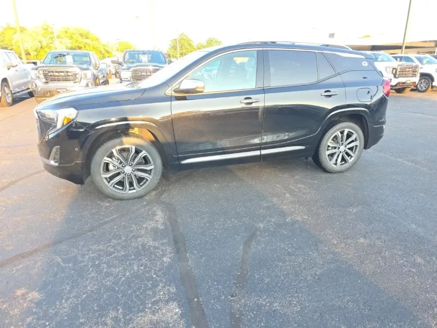 2020 Gmc Terrain Denali photo 1