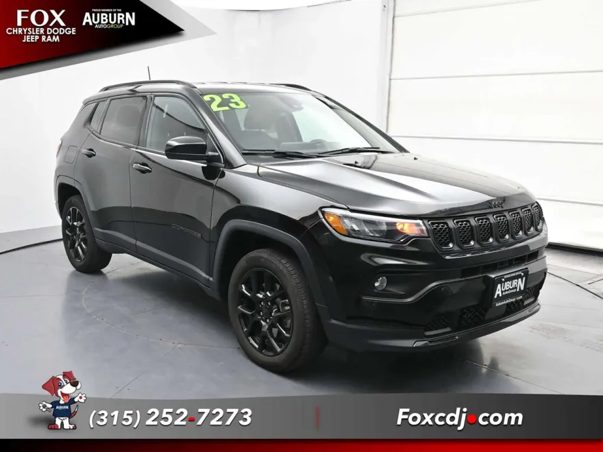 2023 Jeep Compass Latitude photo 1