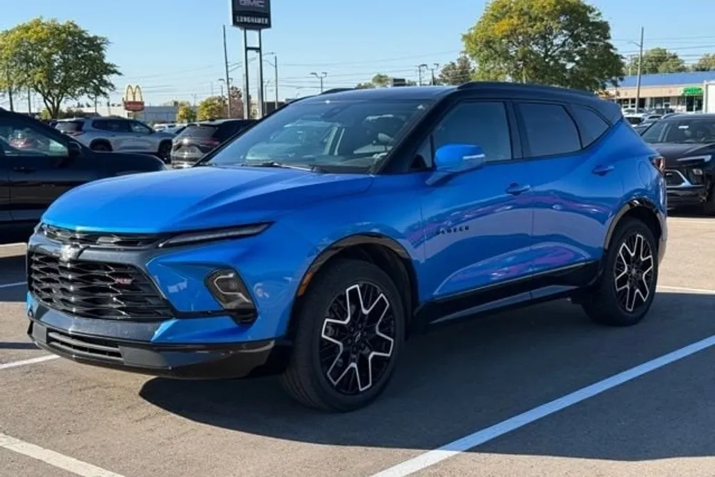 2024 Chevrolet Blazer RS photo 1