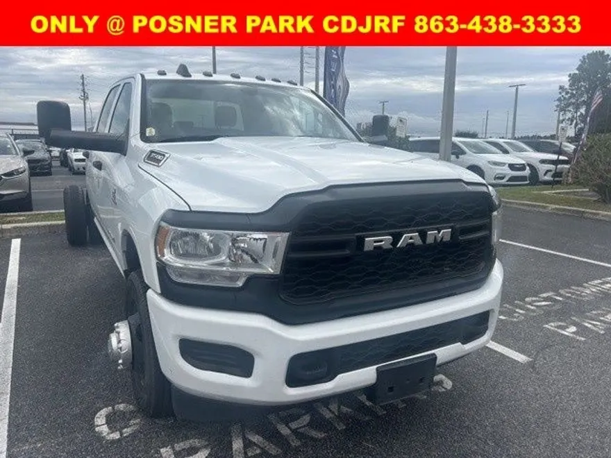 2022 Ram 3500 Tradesman photo 1