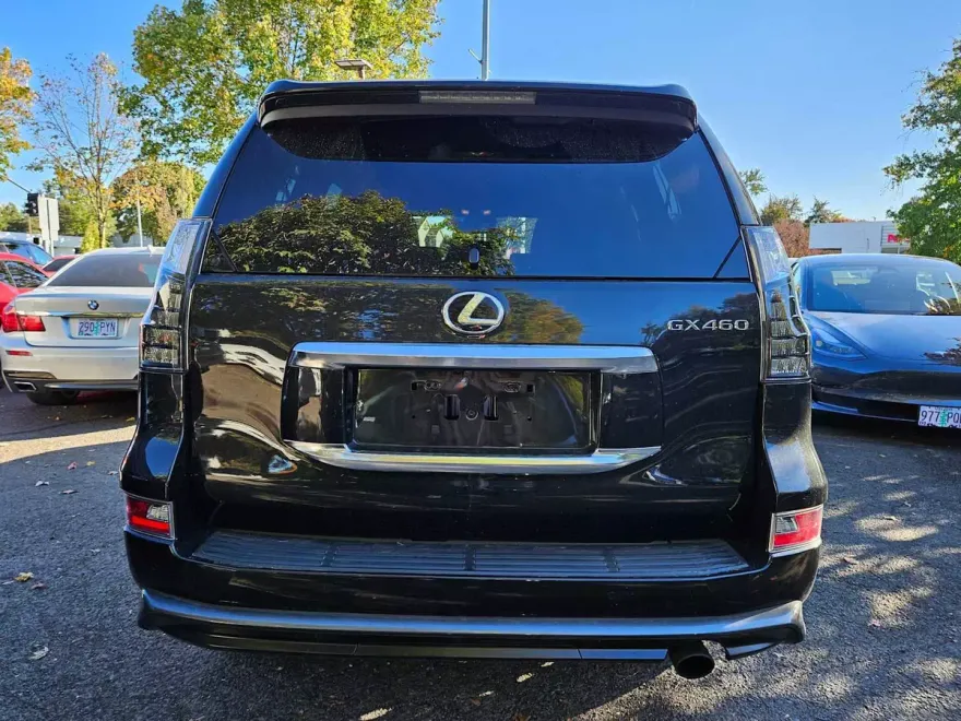 2023 Lexus GX 460 Premium photo 1
