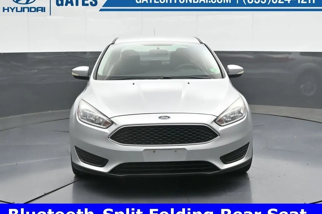 2016 Ford Focus SE photo 1