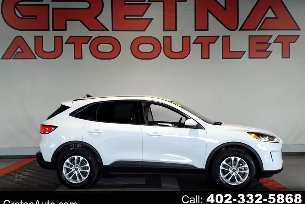 2020 Ford Escape SE photo 1