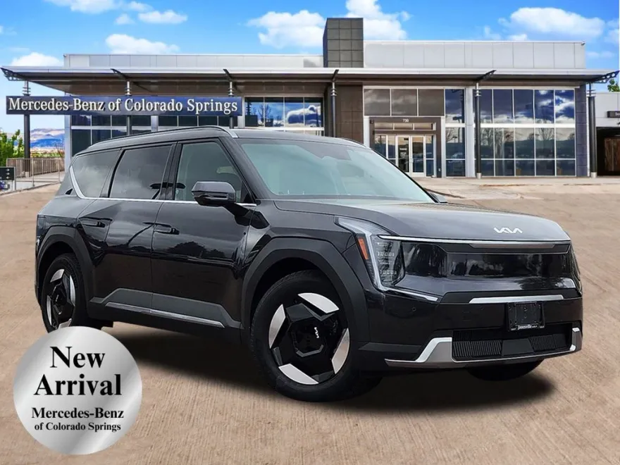 2024 Kia EV9 Wind photo 1