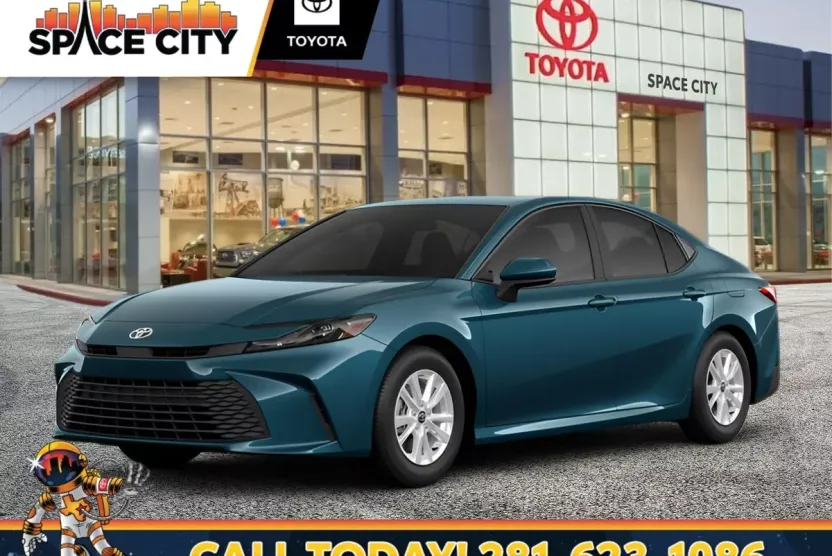 2026 Toyota Camry LE photo 1
