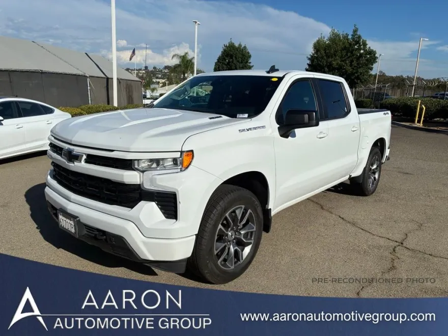 2022 Chevrolet Silverado 1500 RST photo 1