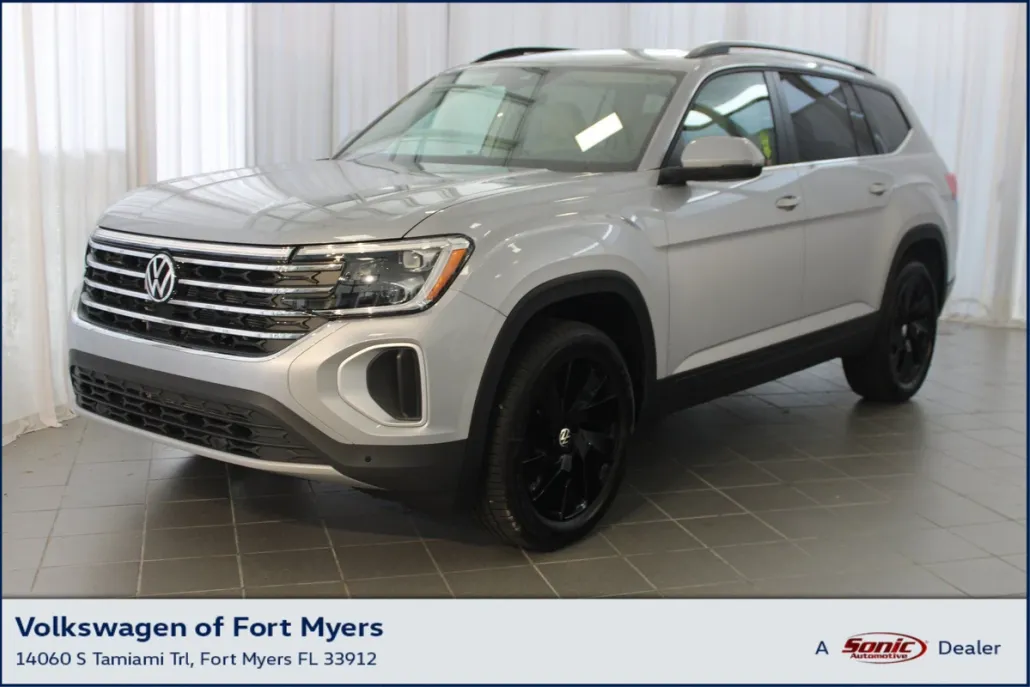 2026 Volkswagen Atlas SE Technology photo 1
