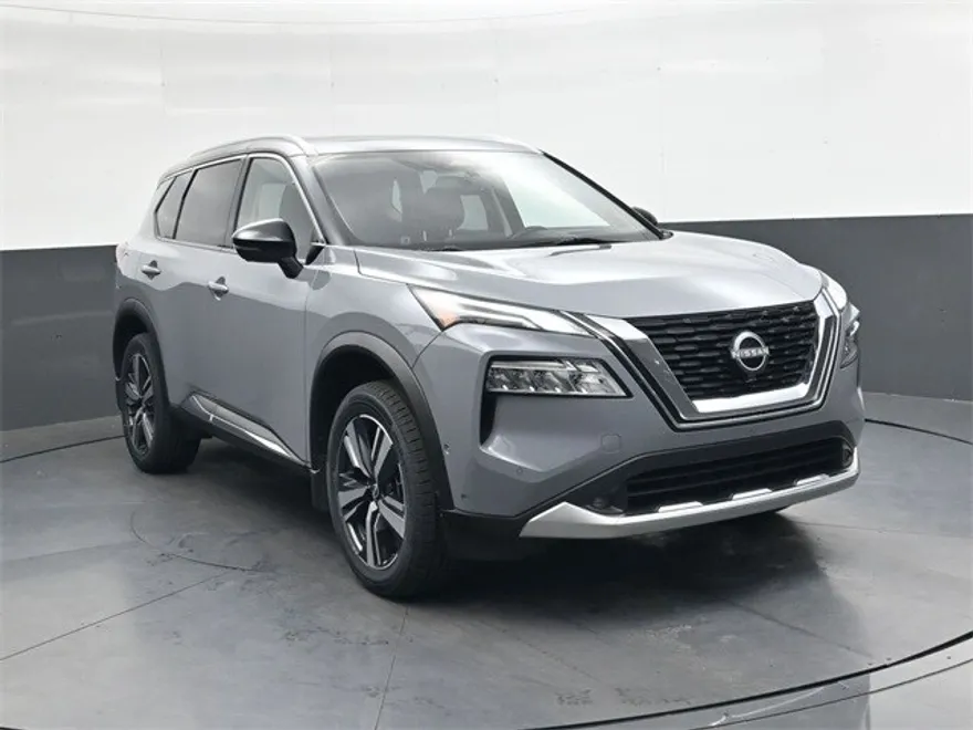 2022 Nissan Rogue Platinum photo 1