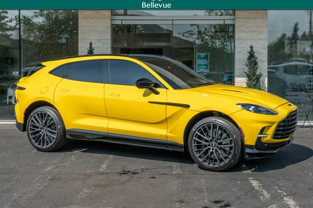 2023 Aston Martin DBX DBX707 photo 1