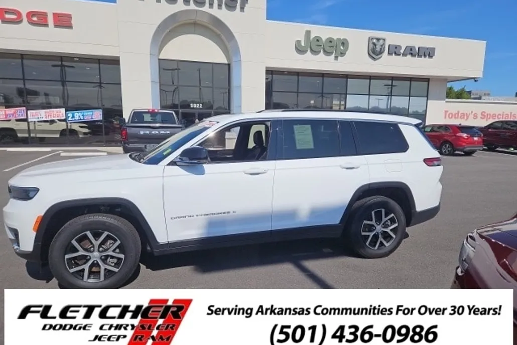 2024 Jeep Grand Cherokee Limited photo 1