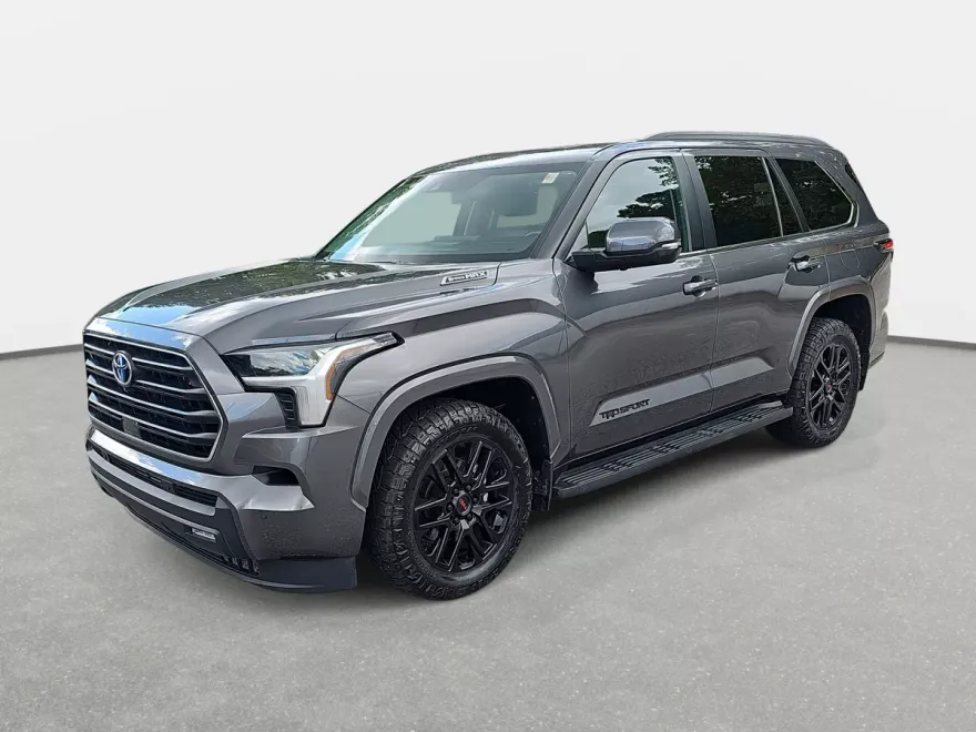2024 Toyota Sequoia SR5 photo 1