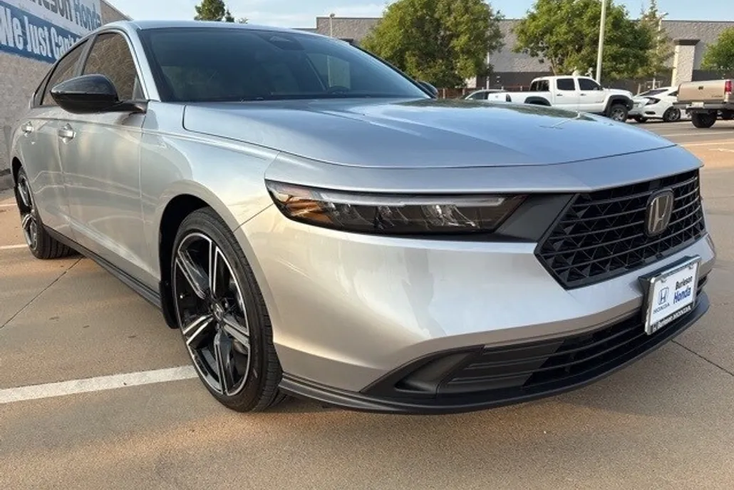 2025 Honda Accord Hybrid Sport photo 1