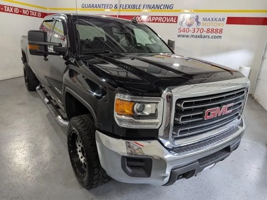 2017 Gmc Sierra SLE photo 1