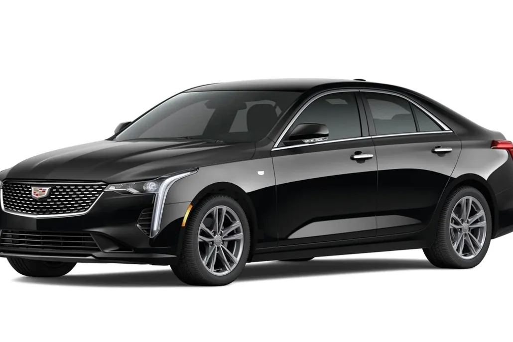 2026 Cadillac CT4 Luxury photo 1